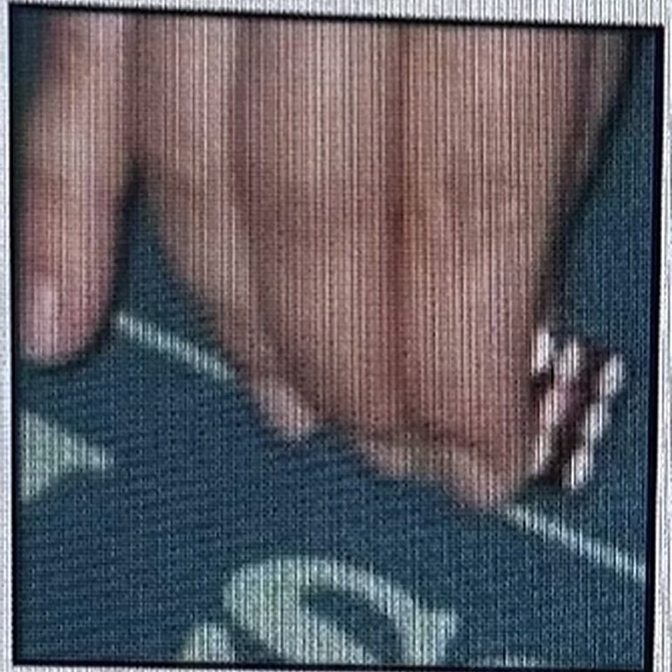 三指正面斜角握法 · 握骰教學參考